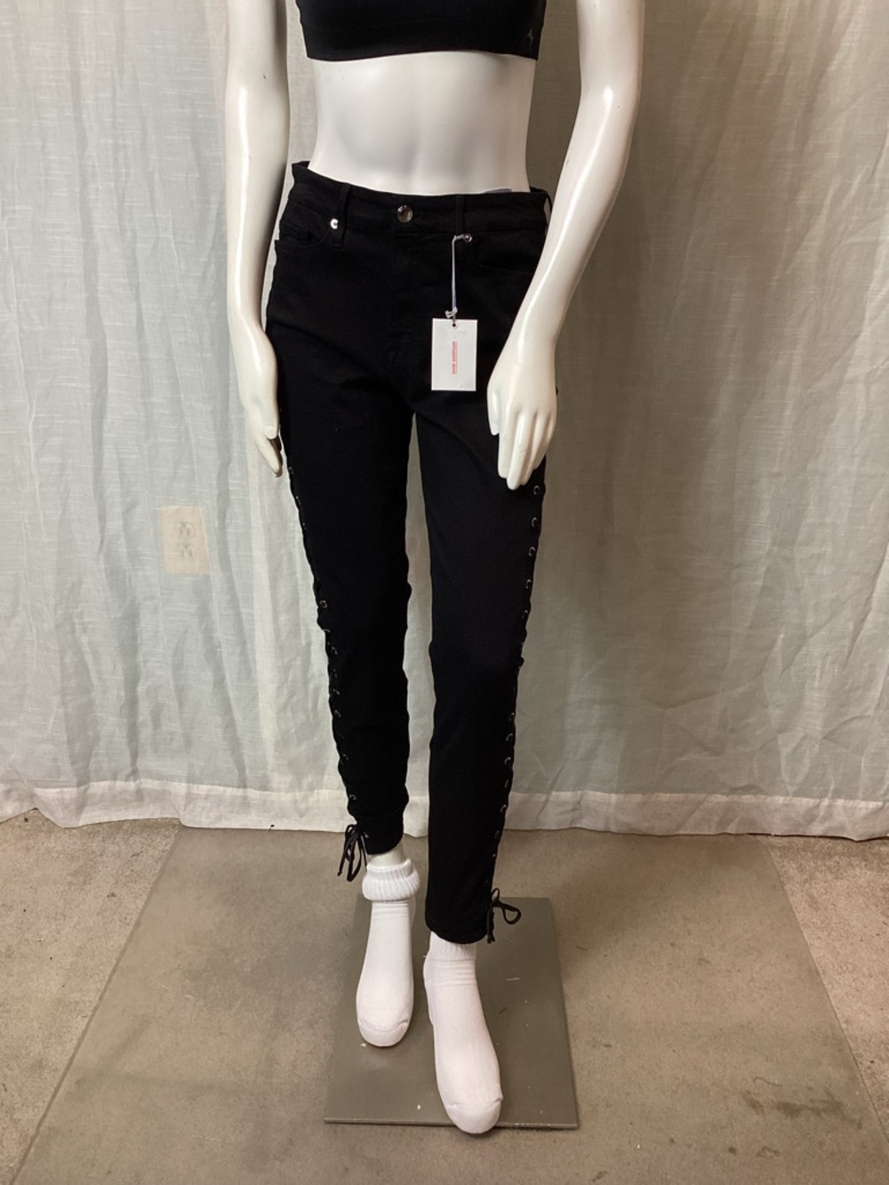 Good American Black Lace-Up Skinny Jeans; size: Large